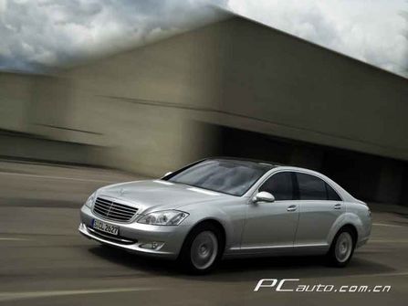 奔馳(Mercedes- Benz) 4MATIC 圖片 大圖 桌面